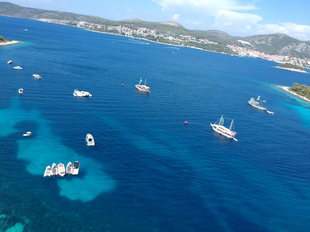 Entdecken Sie Dalmatien in seiner ganzen Pracht - Šolta, Hvar und Vis in einer Woche  auf  einem Boot erobern