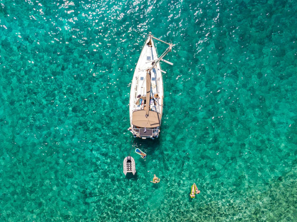 Spannender Urlaub auf einem Chartreboot in Norddalmatien