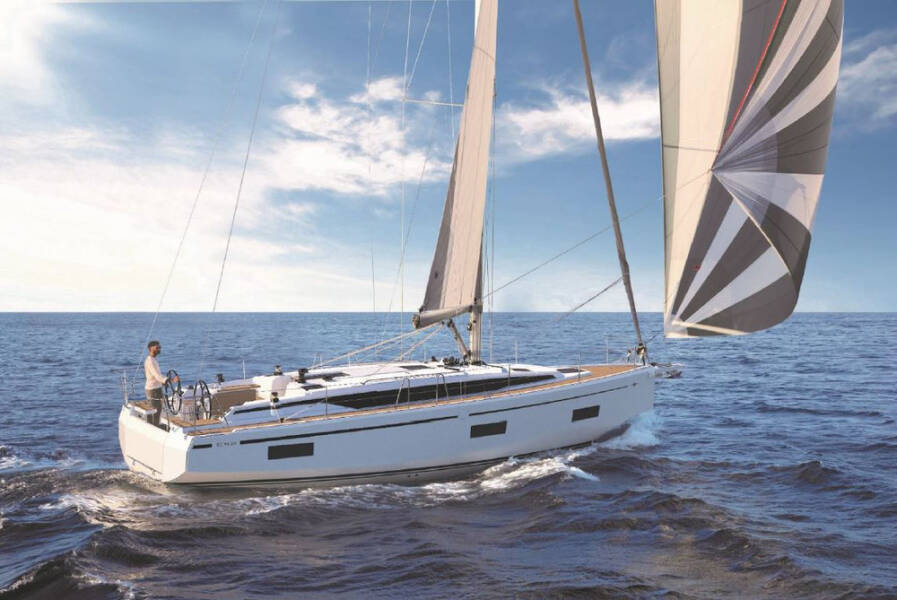 Bavaria C42, Onyx