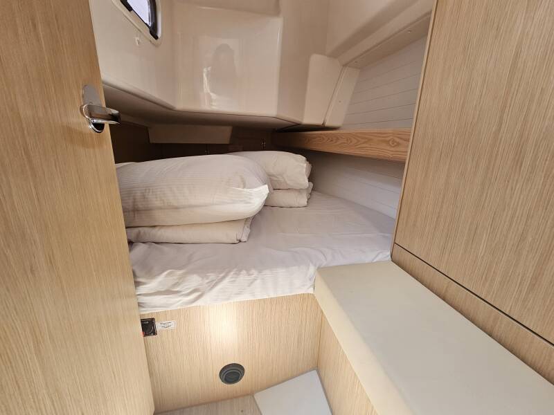 Bavaria Cruiser 34, Ella