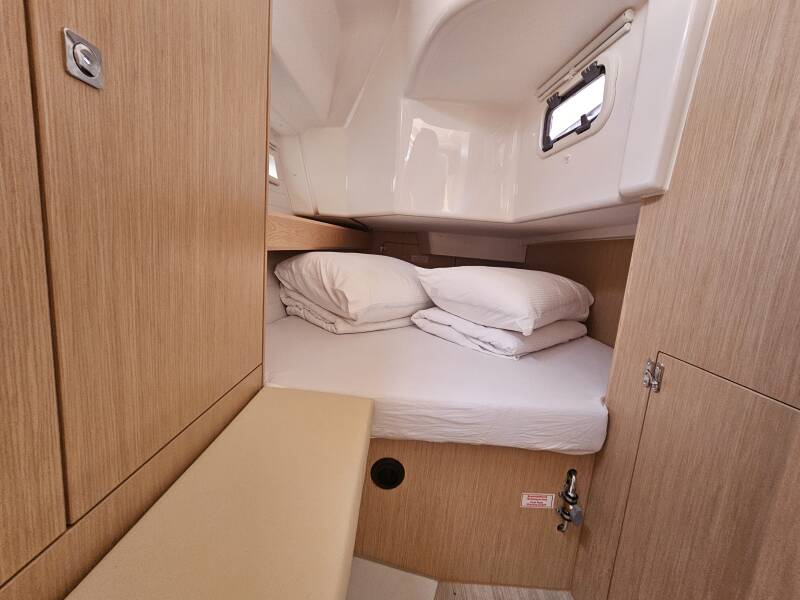 Bavaria Cruiser 34, Ella