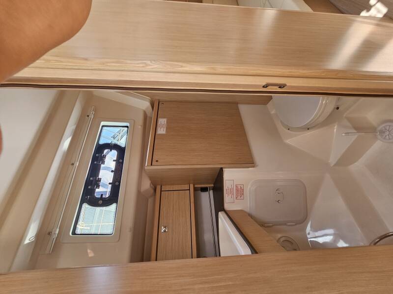 Bavaria Cruiser 34, Ella