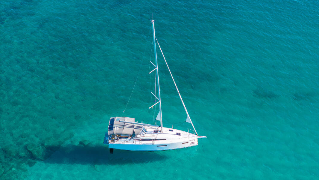 Sun Odyssey 380, Nala