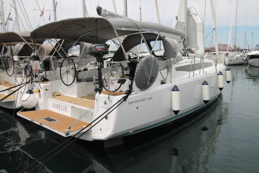 Sun Odyssey 380, Amelie