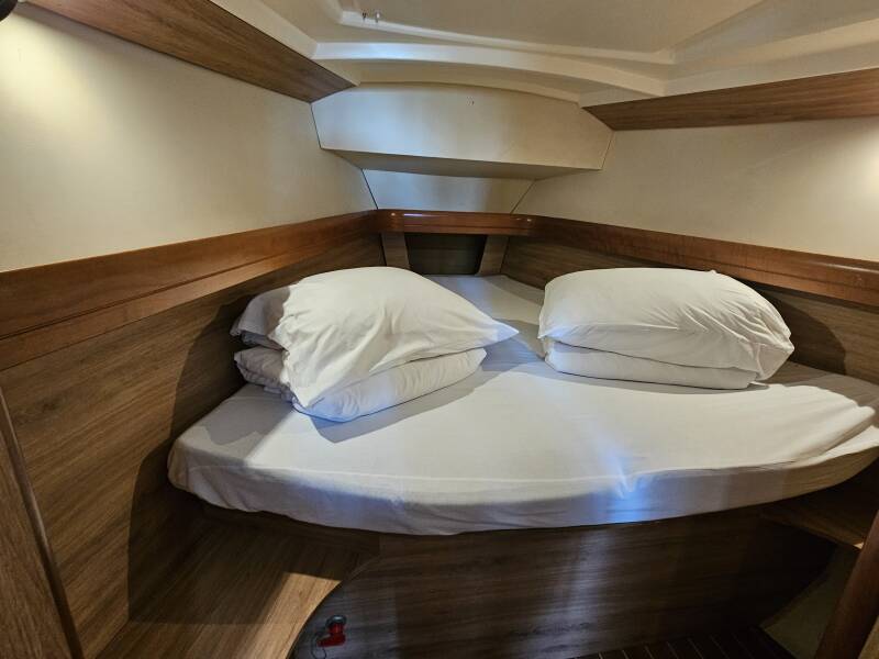 Sun Odyssey 42i, Nereja